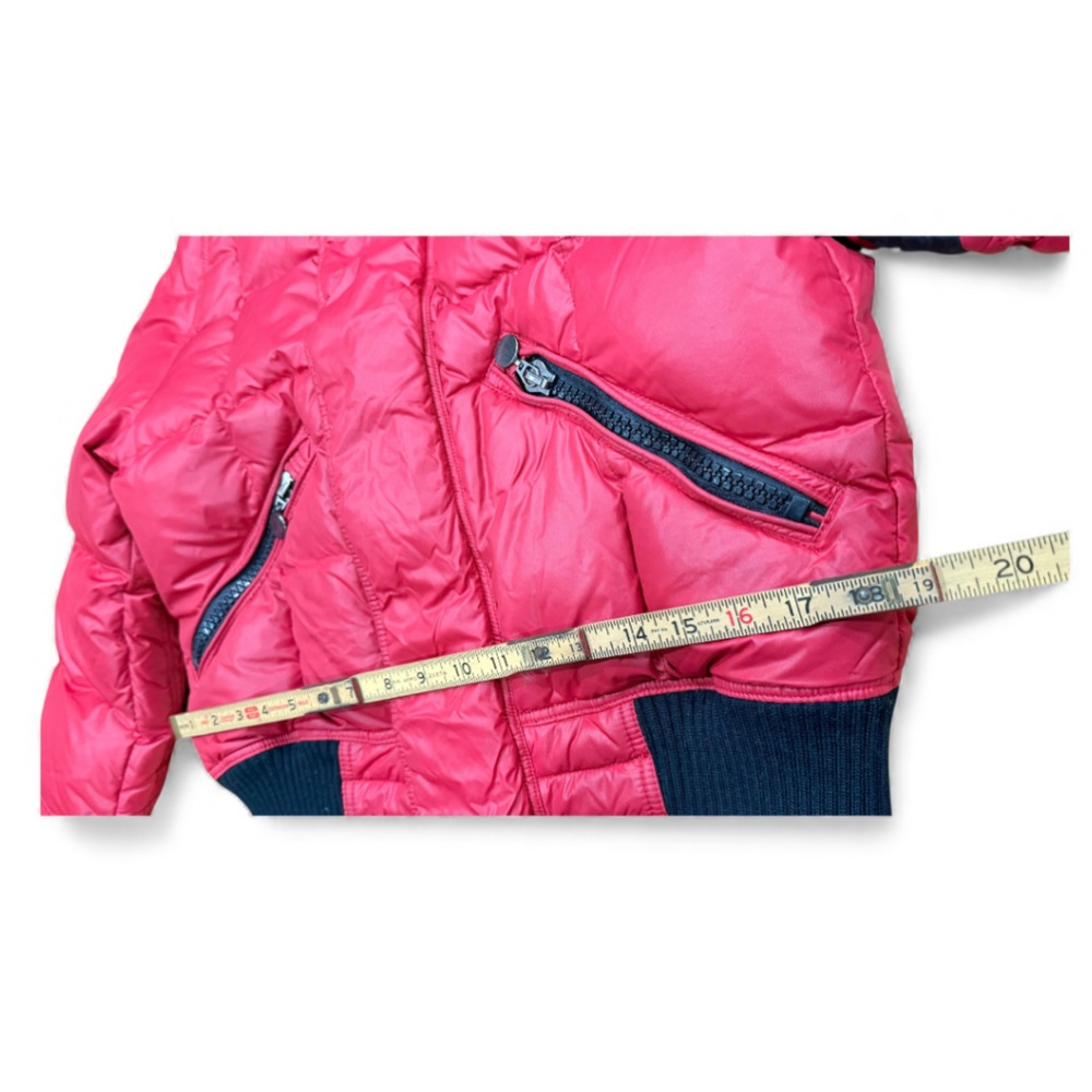 Moncler Authentic Women Red Down zipper Jacket Excellent conditions. - Picture 12 of 12